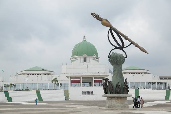 Macaroni Slams Nigerian Leaders Over Luxurious Lifestyles Amidst Hardship in the Country

 