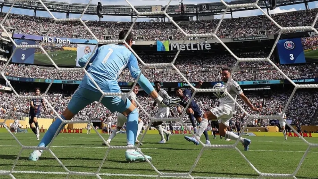 PSG Thrash Real Madrid, Set to Face Chelsea in Finals