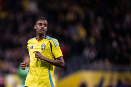 Liverpool set to sign striker from Newcastle